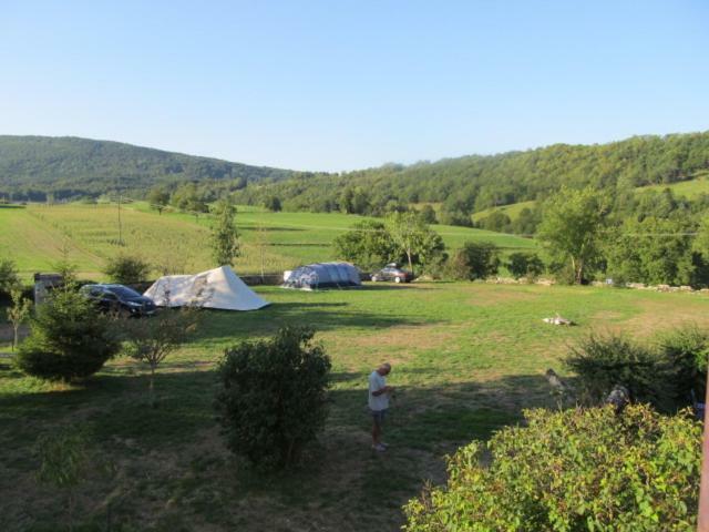Goute La Vie Bed and Breakfast Marchamp Εξωτερικό φωτογραφία