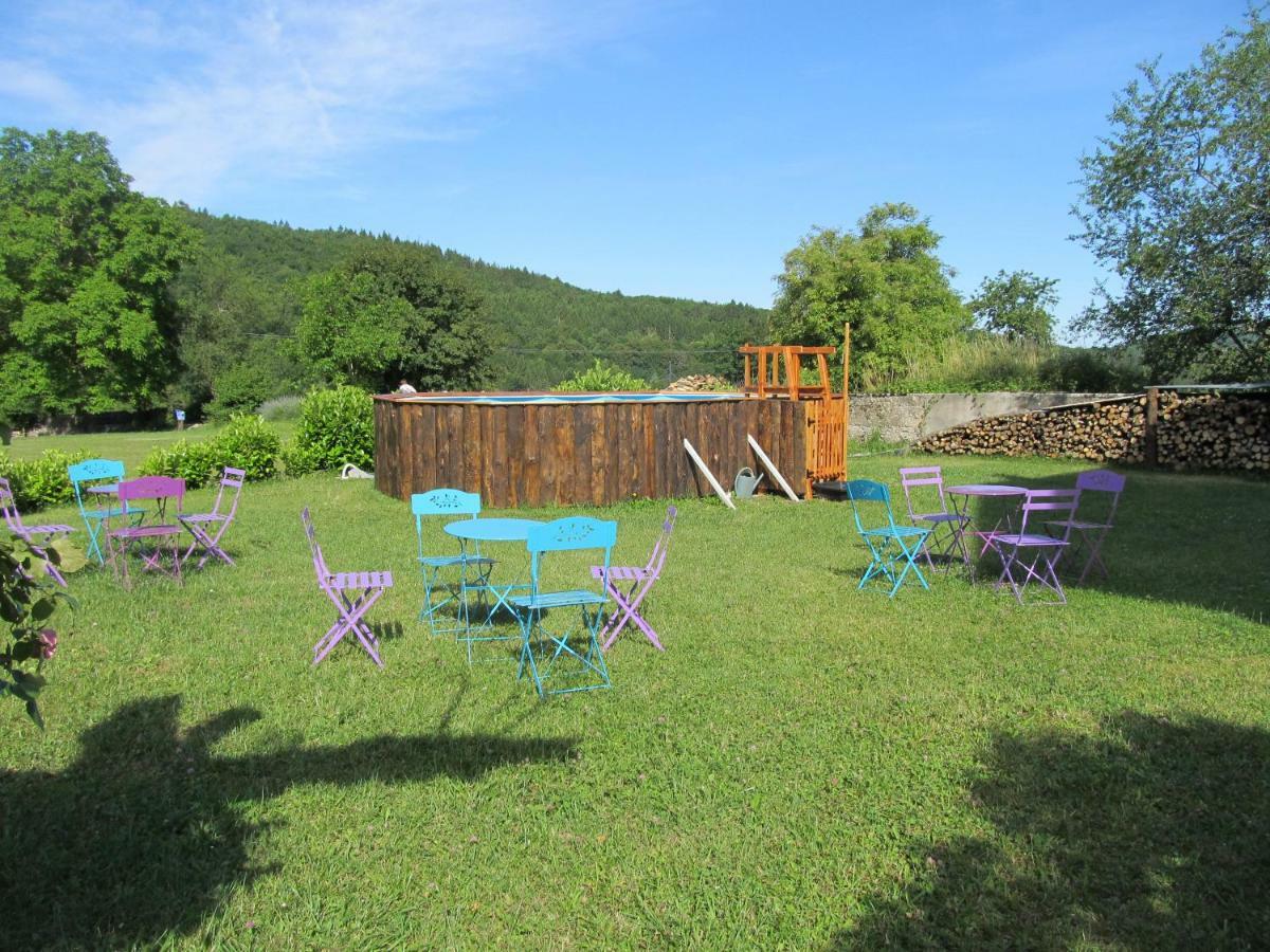 Goute La Vie Bed and Breakfast Marchamp Εξωτερικό φωτογραφία